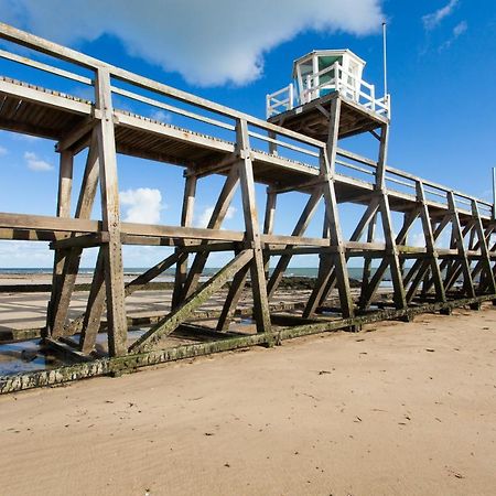 Le Gambetta, 100M De La Plage Luc-sur-Mer Zewnętrze zdjęcie
